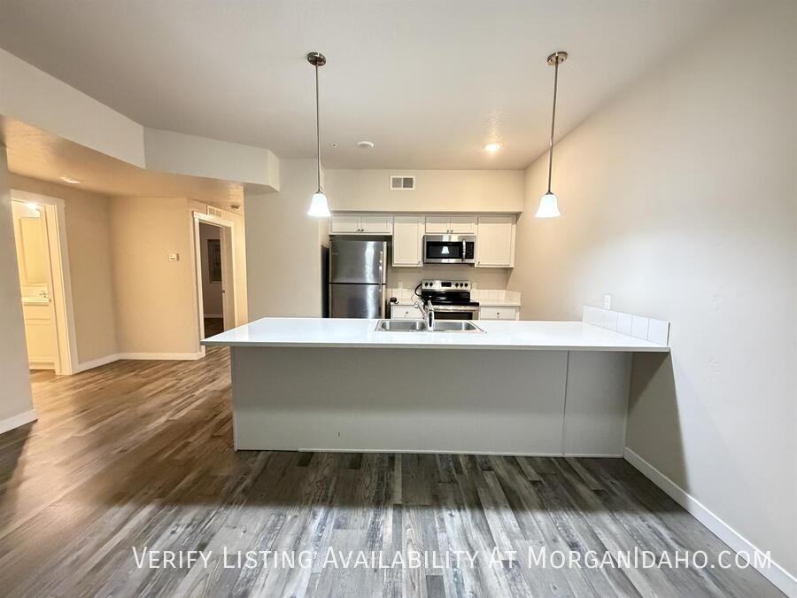 10222 W Ustick Rd #102 - Photo 3 of 11