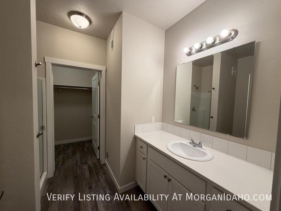 10222 W Ustick Rd #102 - Photo 5 of 11