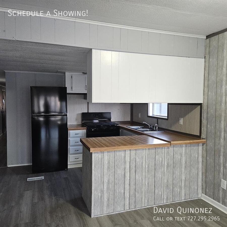 5515 Squiredale Ln - Photo 3 of 10