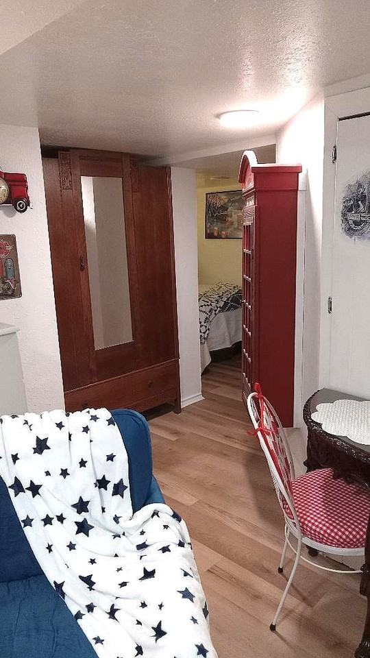 Gidding St & E 10th St - Photo 2 of 17