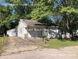 featured image of 140 E Market St #A