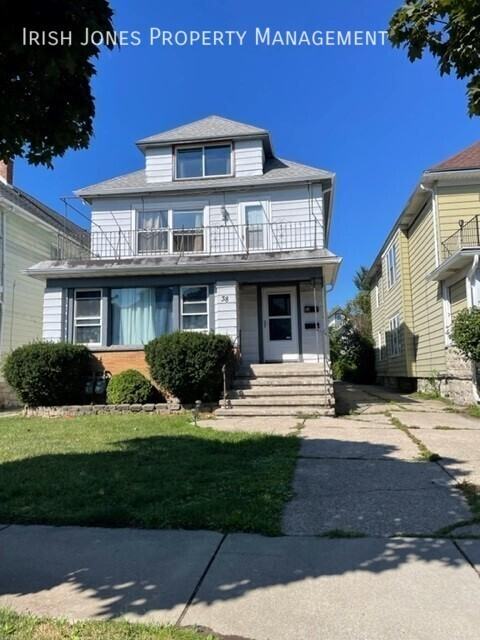 38 Rugby Rd - Photo 2 of 24