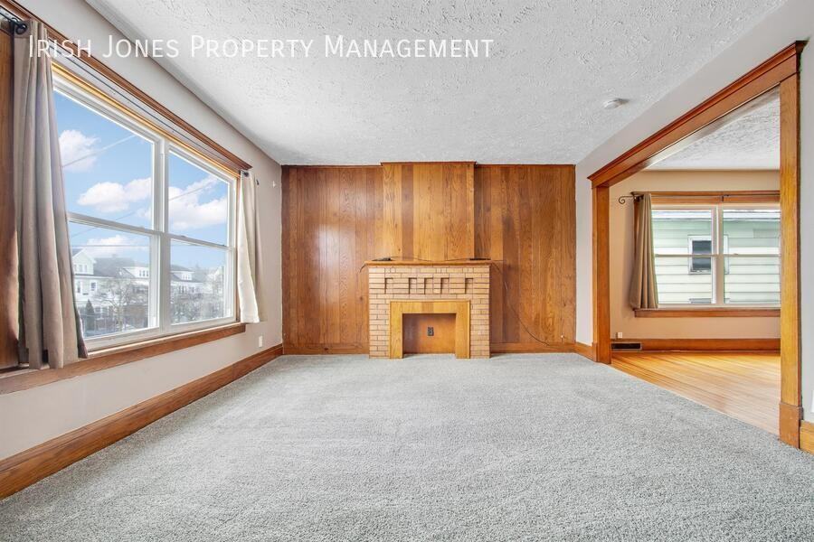 38 Rugby Rd - Photo 7 of 24