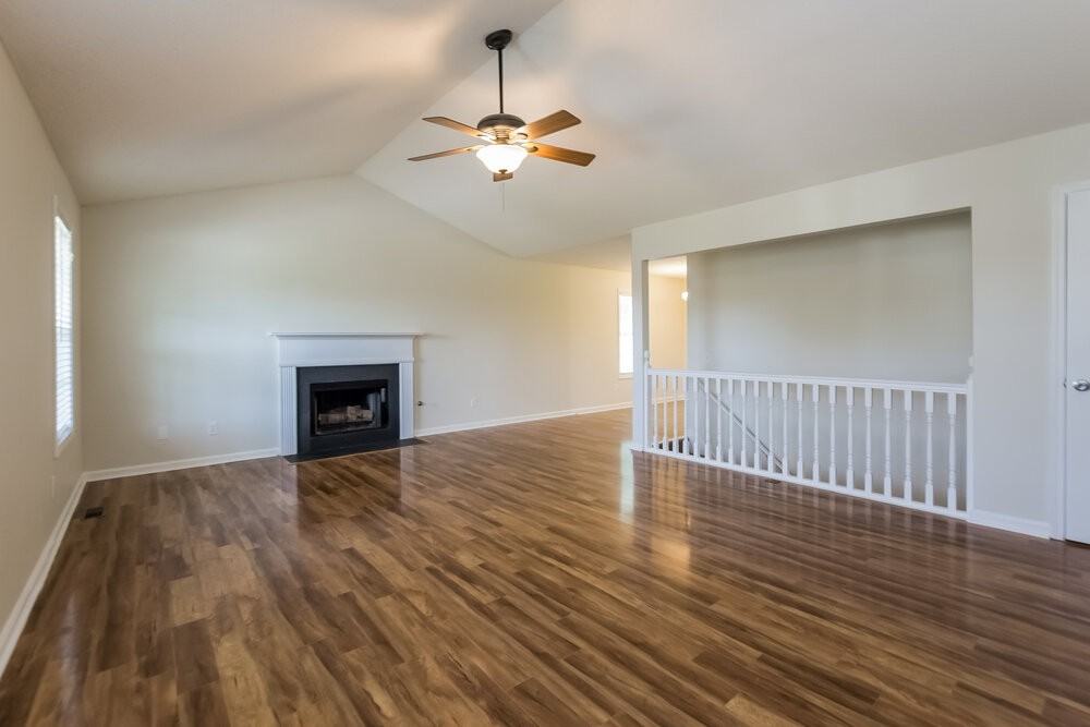 691 Oak Glen Dr - Photo 5 of 18