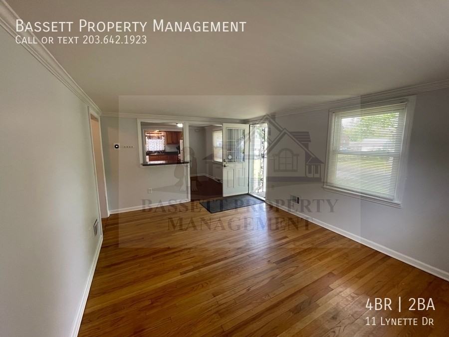 11 Lynette Dr - Photo 2 of 36