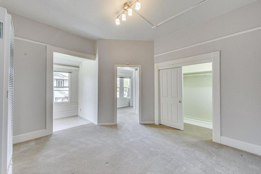 159 Emerson St #05 - Photo 5 of 32