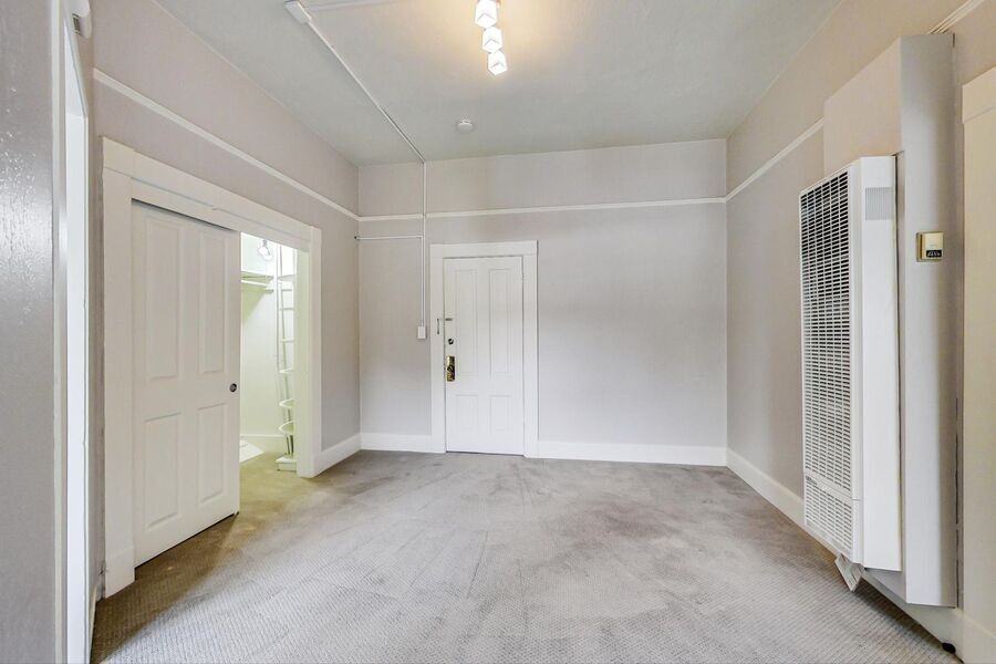 159 Emerson St #05 - Photo 7 of 32