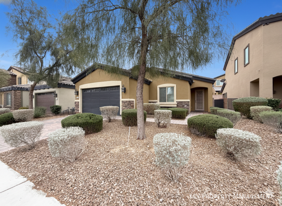 81 Einstein Ridge Way - Photo 2 of 27