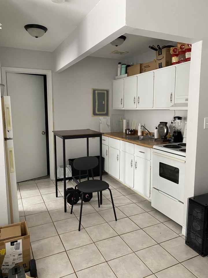 45 John St - Photo 4 of 6