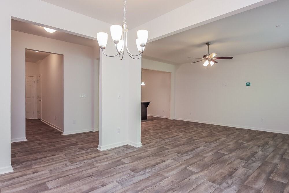 559 Green Willow Cir - Photo 6 of 17