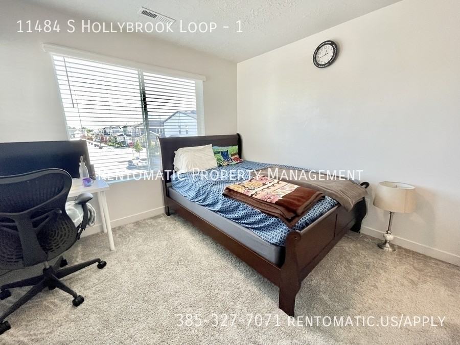 11484 S Hollybrook Loop #1 - Photo 6 of 9