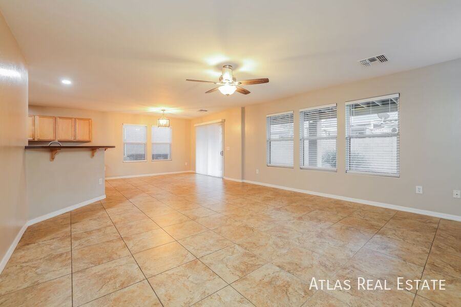 4814 E Canary Grass Dr - Photo 4 of 21