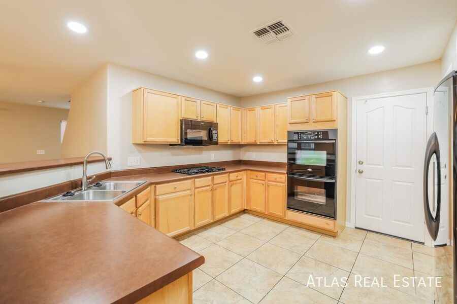 4814 E Canary Grass Dr - Photo 7 of 21