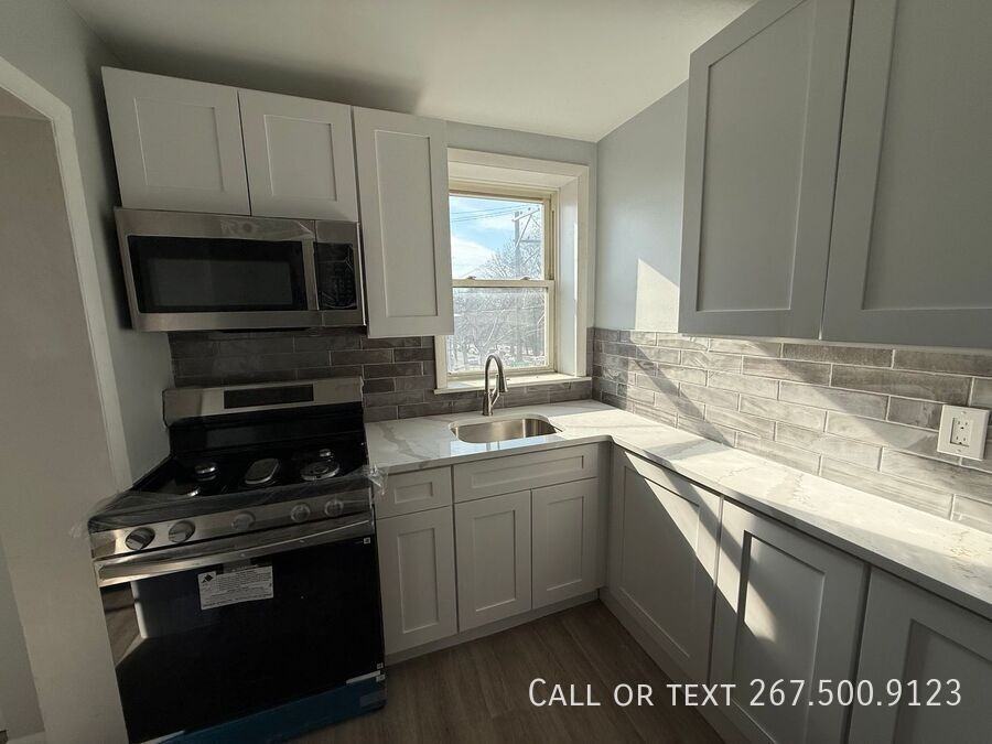 101 N 63rd St #101C - Photo 3 of 18