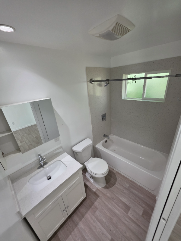 8034 Ney Ave - Photo 7 of 11