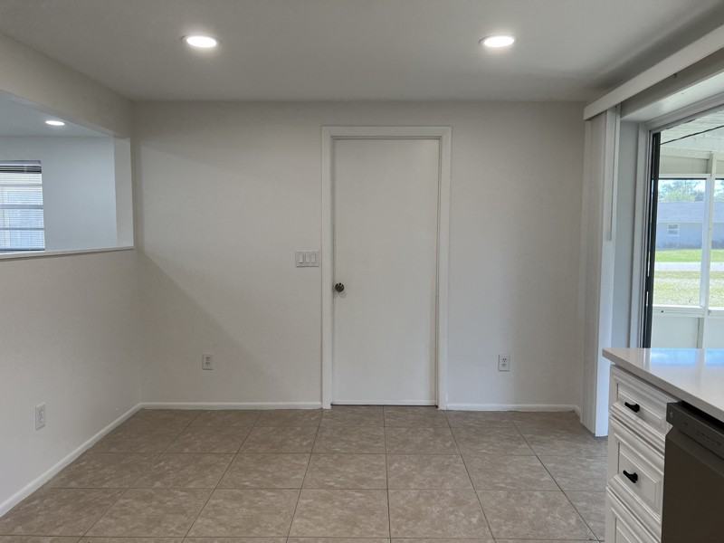 8820 Pohoy Ave - Photo 6 of 18