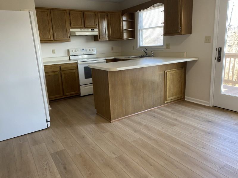 506 Dover St - Photo 2 of 9