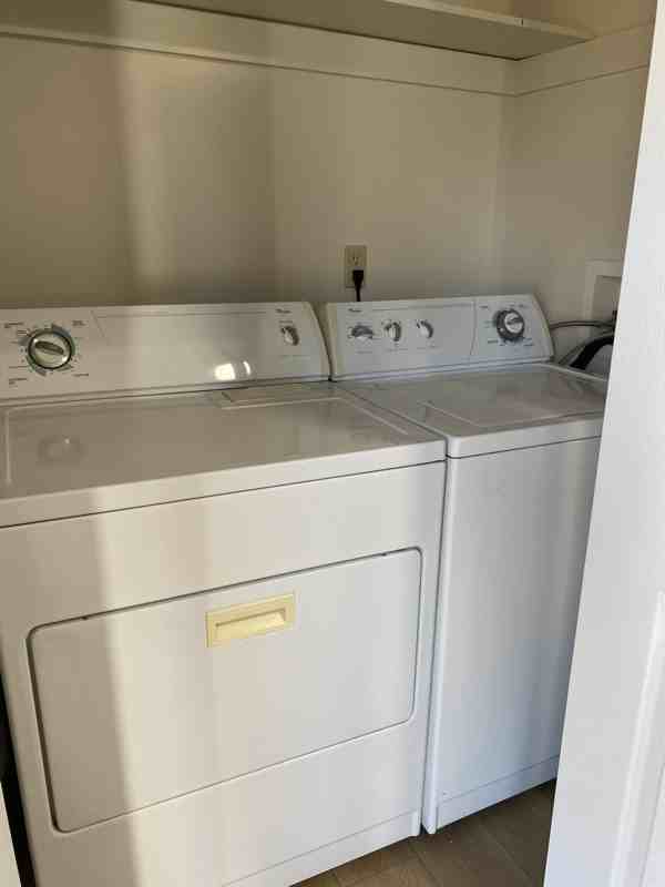 506 Dover St - Photo 4 of 9