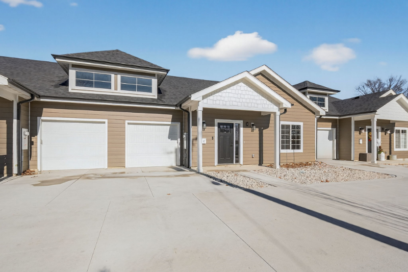 508 W 2nd Ave #C - Photo 2 of 47