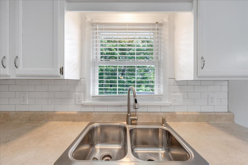 165 N Rome Dr - Photo 6 of 50