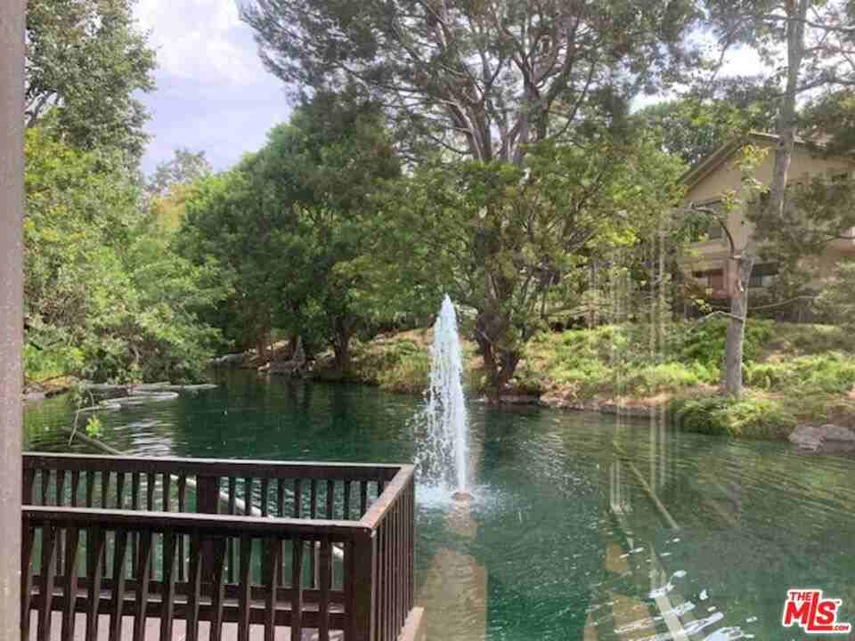 1115 Raintree Cir #1115 - Photo 7 of 10