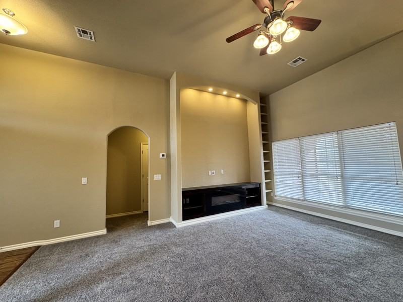 1801 E Jacksonville St - Photo 3 of 39