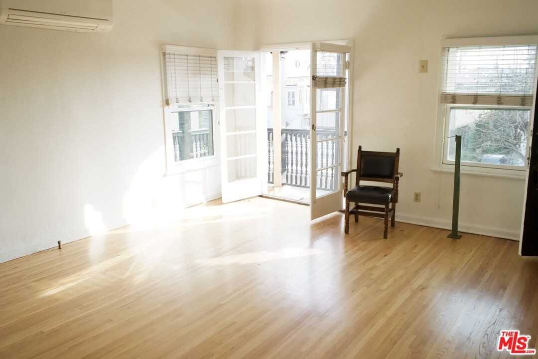 8361 Blackburn Ave #83611-2 - Photo 6 of 35