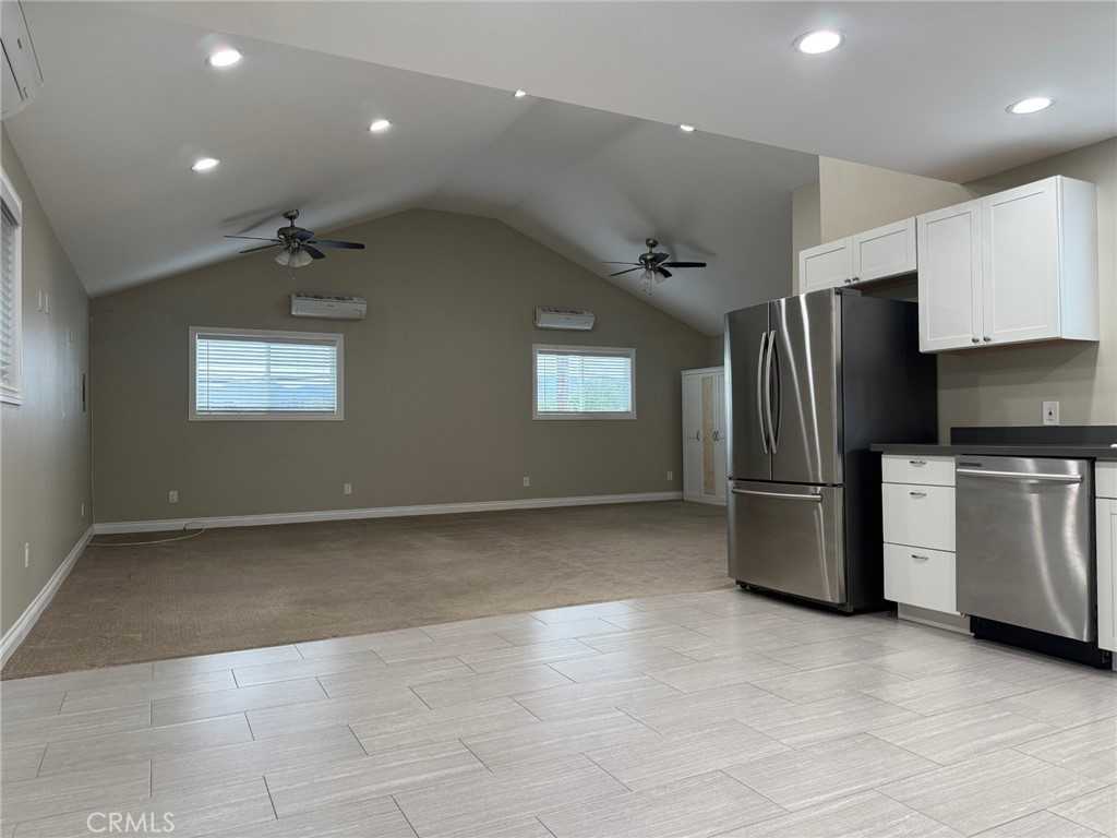 16357 Vintage St #16357 - Photo 4 of 11