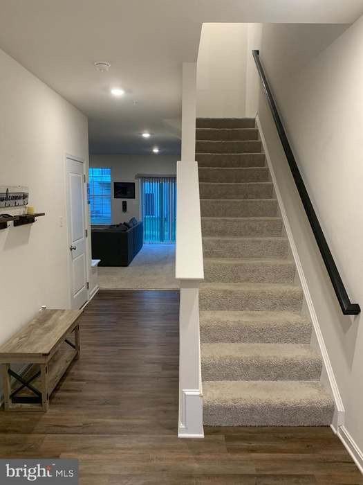 1809 Kellington Ct - Photo 3 of 5