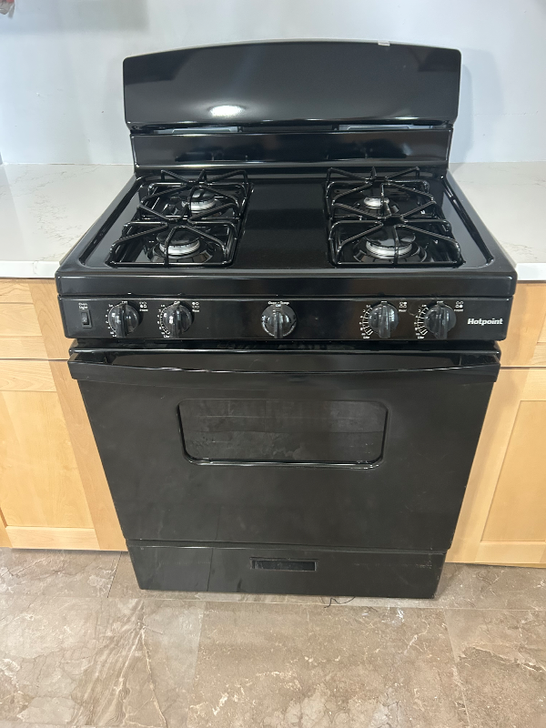 207 Drummond Ave - Photo 7 of 15