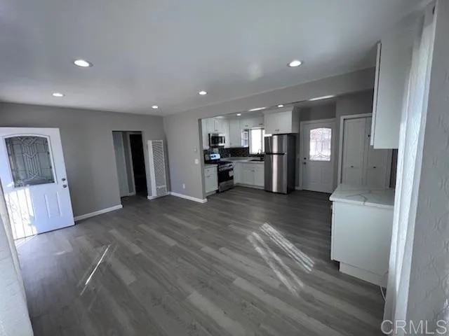 129 Oaklawn Ave #129-31 - Photo 6 of 22