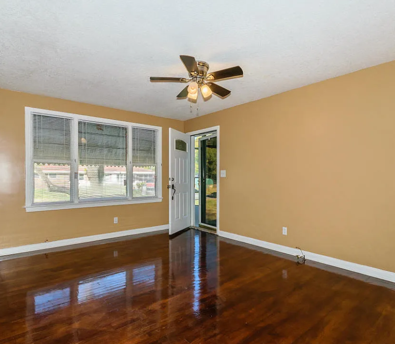 5523 Minosa Cir E - Photo 2 of 16