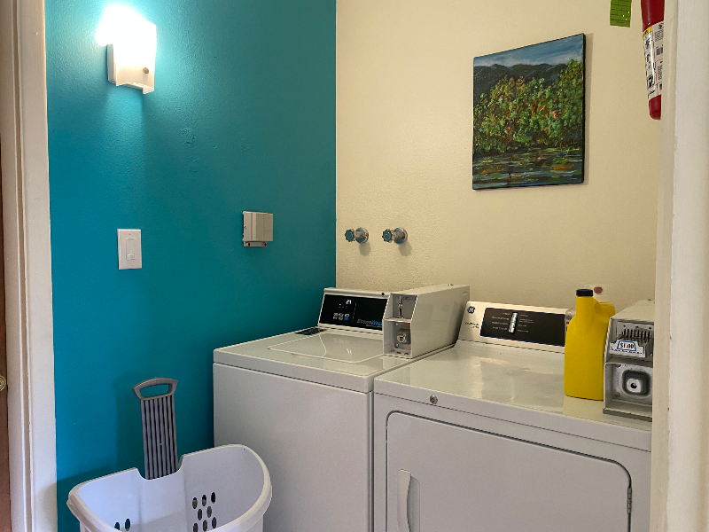 611 Stover St #7 - Photo 6 of 12