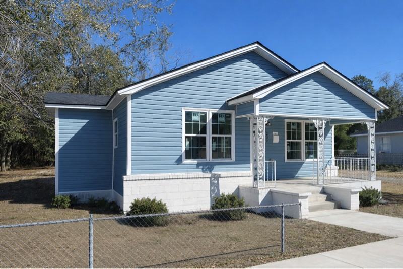 209 Archer St - Photo 4 of 15