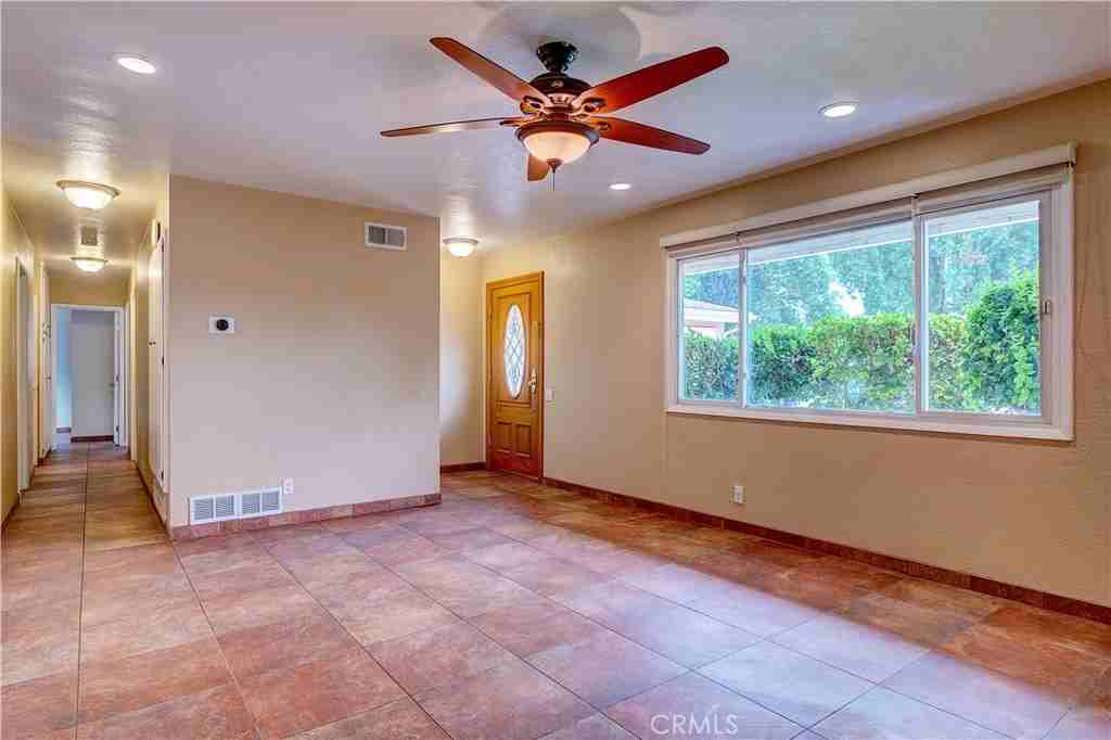 6621 Birchton Ave #6621 - Photo 5 of 20