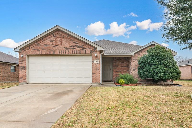 2508 Ashley Ln - Photo 3 of 28