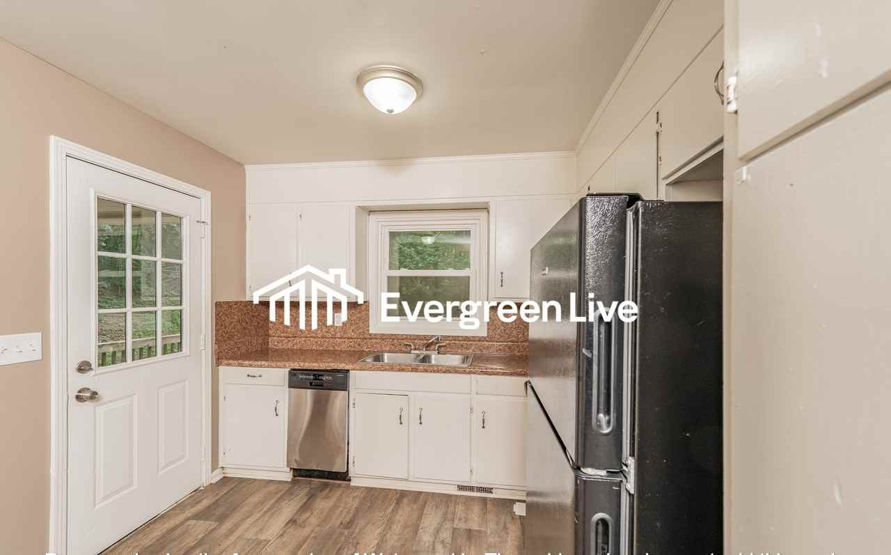 417 Westwood Ave - Photo 6 of 15