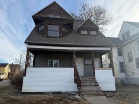 1137 N Walnut St Apt 4 #Apt 4 - Photo 1 of 1