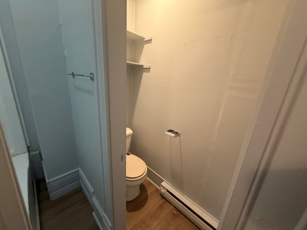 1137 N Walnut St Apt 4 - Photo 3 of 7