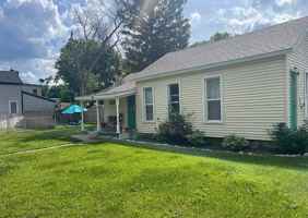 featured image of 625 Milwaukee Ave Nw