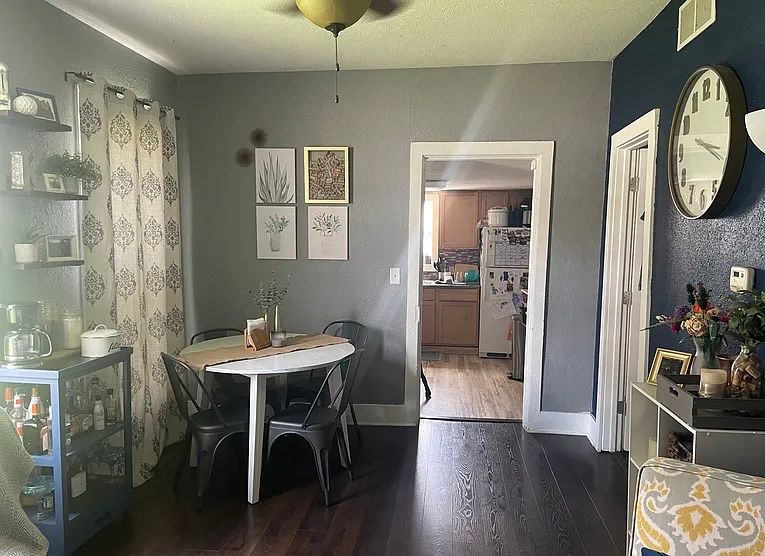 625 Milwaukee Ave Nw - Photo 7 of 10