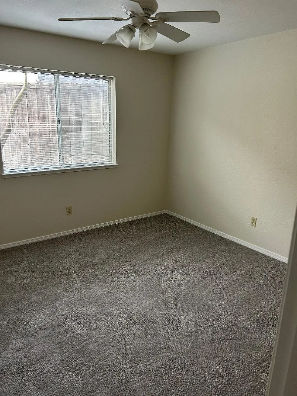 2821 Quarry Stone St - Photo 5 of 9