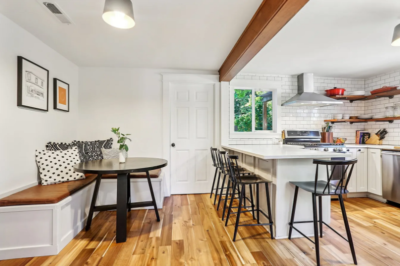 2631 46th Ave Sw - Photo 5 of 20