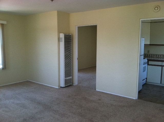 4226 Wilson Ave #B - Photo 6 of 9