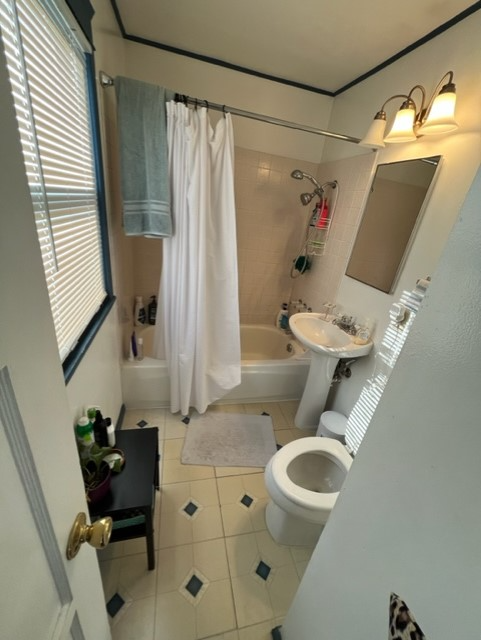 4226 Wilson Ave #B - Photo 7 of 9