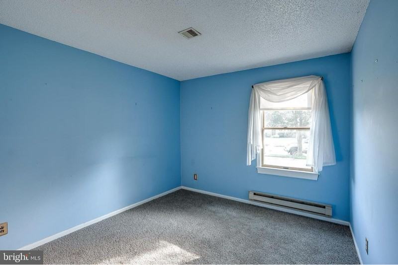 123 Wyndmere Rd - Photo 3 of 6