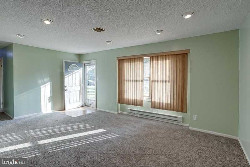 123 Wyndmere Rd - Photo 4 of 6