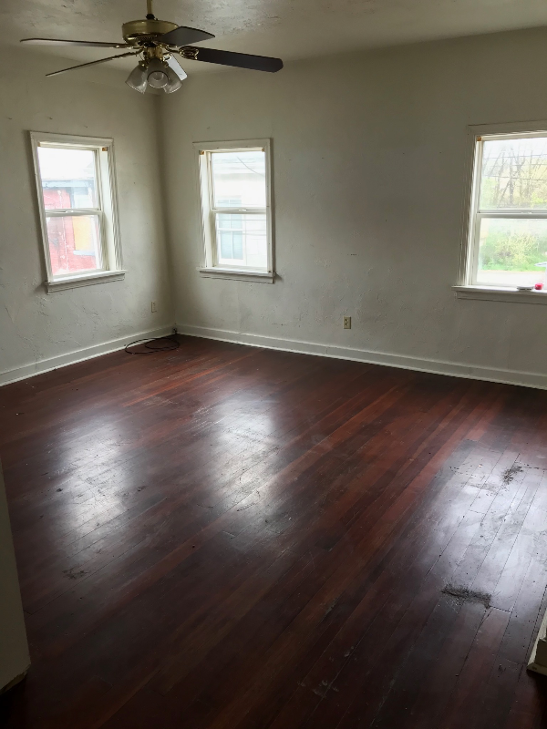 2816 Edwards Way - Photo 7 of 42