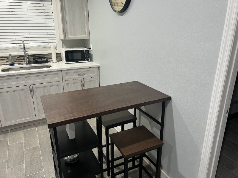 1345 Hazel St Nw - Photo 3 of 11