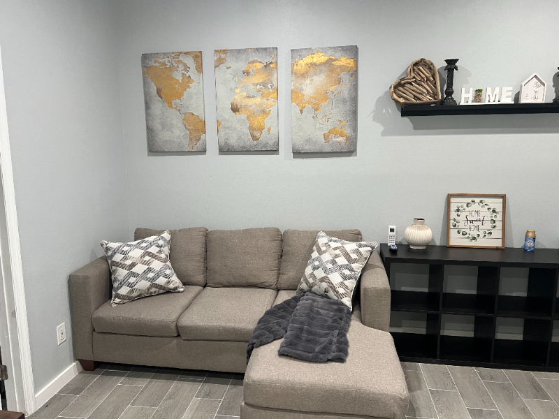 1345 Hazel St Nw - Photo 5 of 11